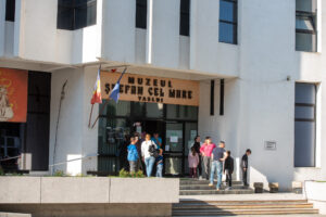 Cum a fost sărbătorită Noaptea Albă a Muzeelor, la Vaslui 3 muzeul judetean 2201