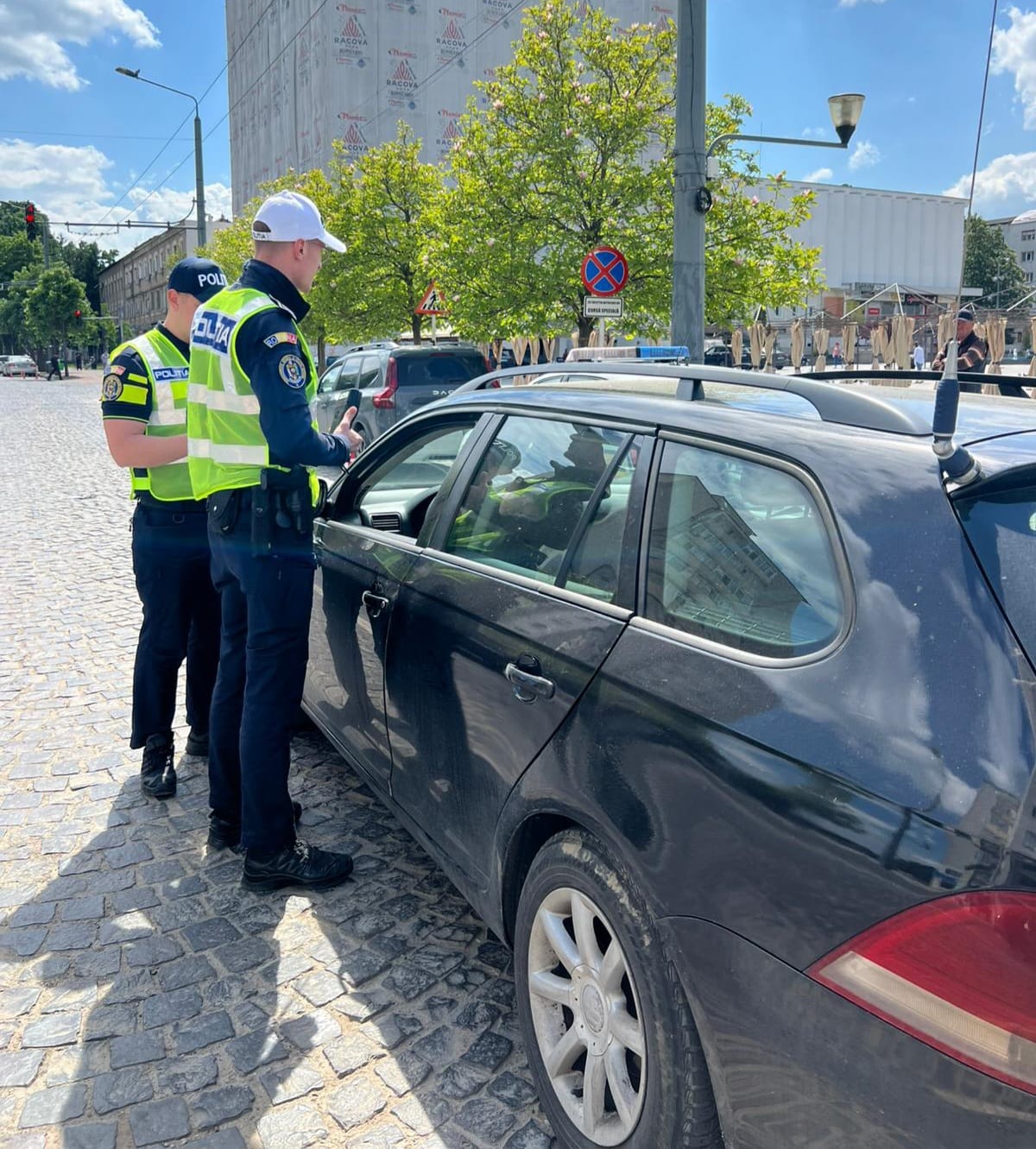 Săptămâna Siguranței Rutiere: șoferii din Vaslui, informați despre prevenirea corupției 2 politia rutiera 494
