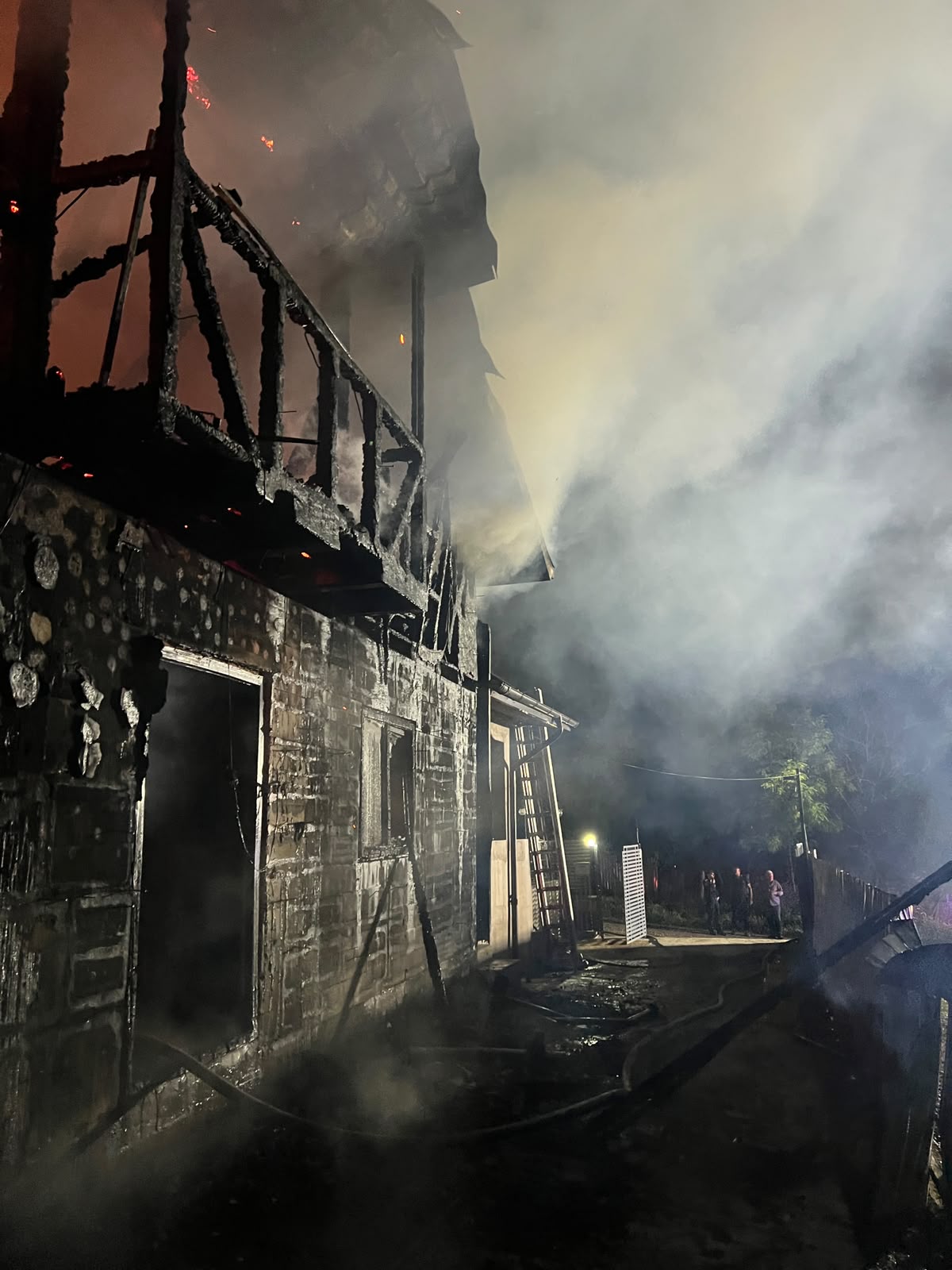 incendiu bacani drujesti 2