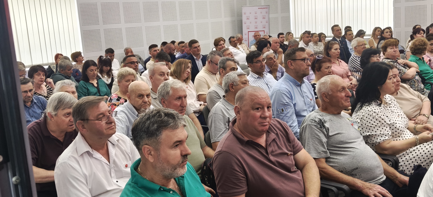 Valeriu Caragață, reales președinte al PSD municipal Vaslui. Viceprimarul mizează pe unitate și continuitate 1 valeriu caragata 220