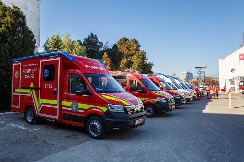 200 de ambulanțe noi intră în dotarea SMURD și a Serviciilor de Ambulanță din țară 2 ambulante smurd accident 12