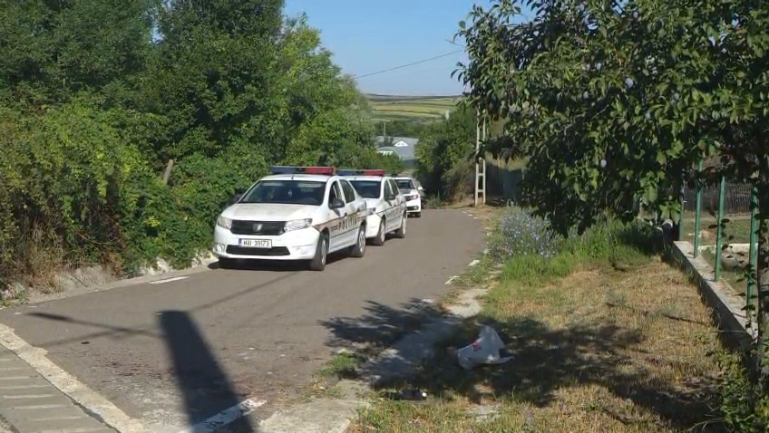 Un șacal a atacat la Oltenești! O femeie de 41 de ani a ajuns la spital 2 politia oltenesti sacal 99